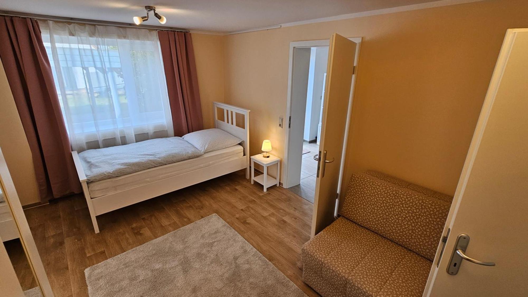 Sehr Schoenes Und Grosses Haus In Dresden - Partys Und Andere Feierlichkeiten Sind Wegen Eventueller Laermbelaestigung Nicht Gestattet Εξωτερικό φωτογραφία